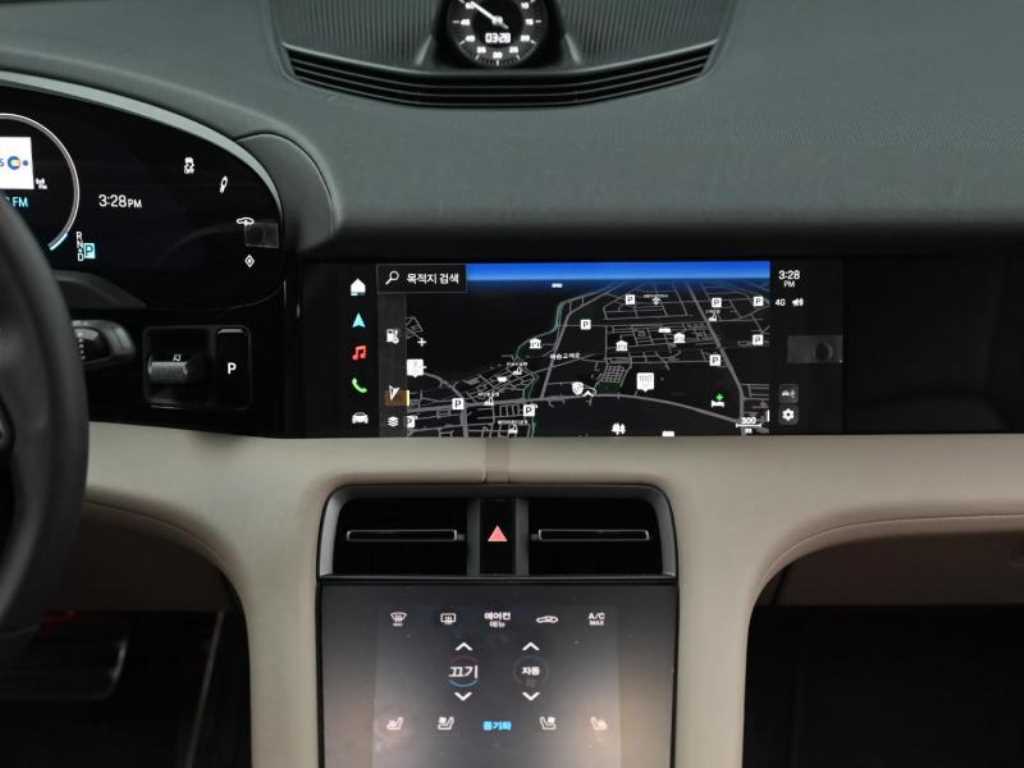 Porsche Taycan 2025 Negro - Importación desde Corea - HF Imports Iquique - Foto 14