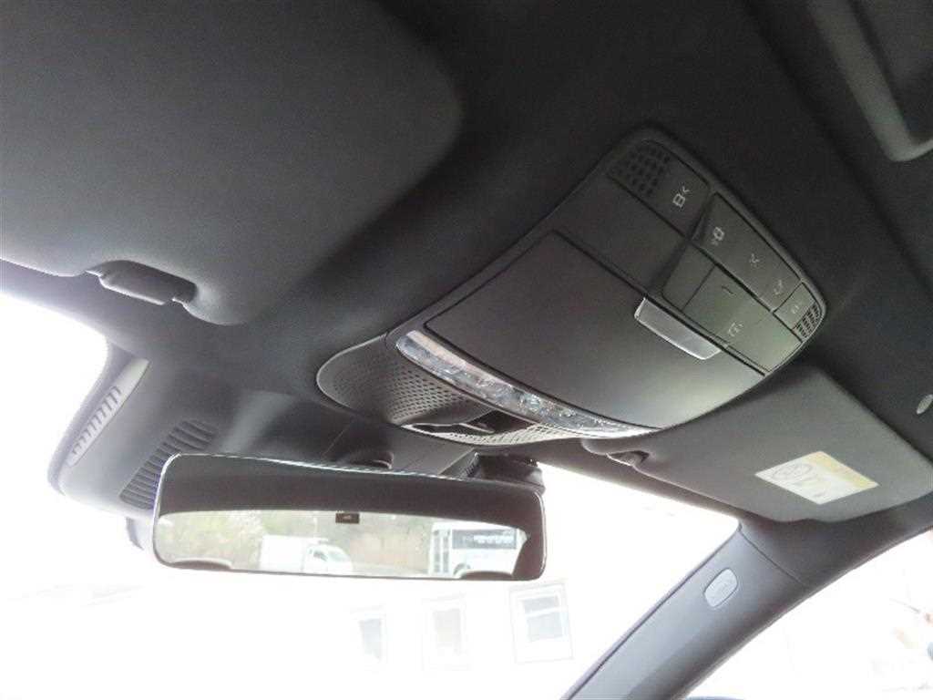 Mercedes Benz E class - Vista 10