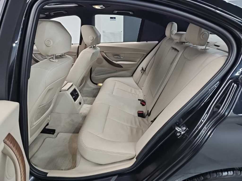 BMW 3 series 2012 Negro - Importación desde Corea - HF Imports Iquique - Foto 19