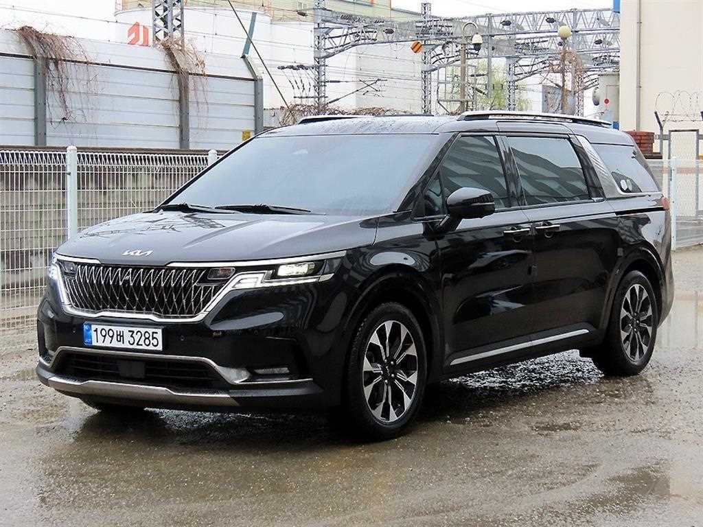 KIA Carnival 2023 Negro - Importación desde Corea - HF Imports Iquique - Foto 1