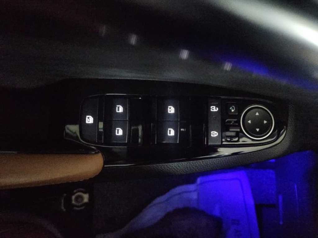 KIA Seltos 2024 Blanco - Importación desde Corea - HF Imports Iquique - Foto 15