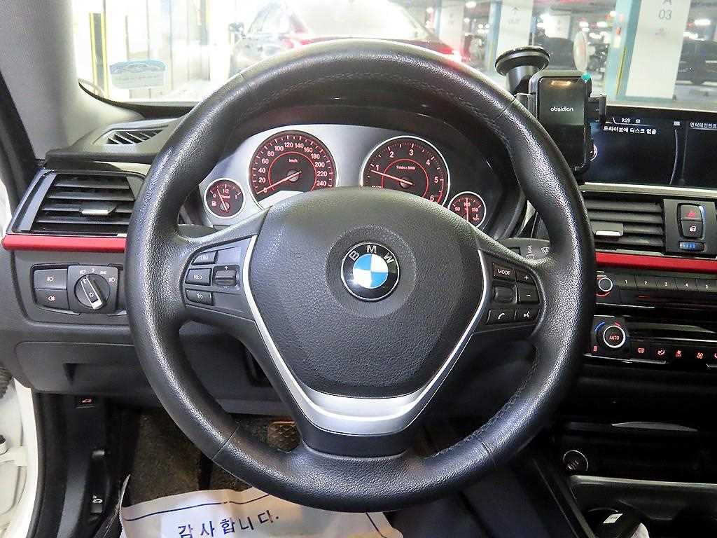BMW 4 Series - Vista 8