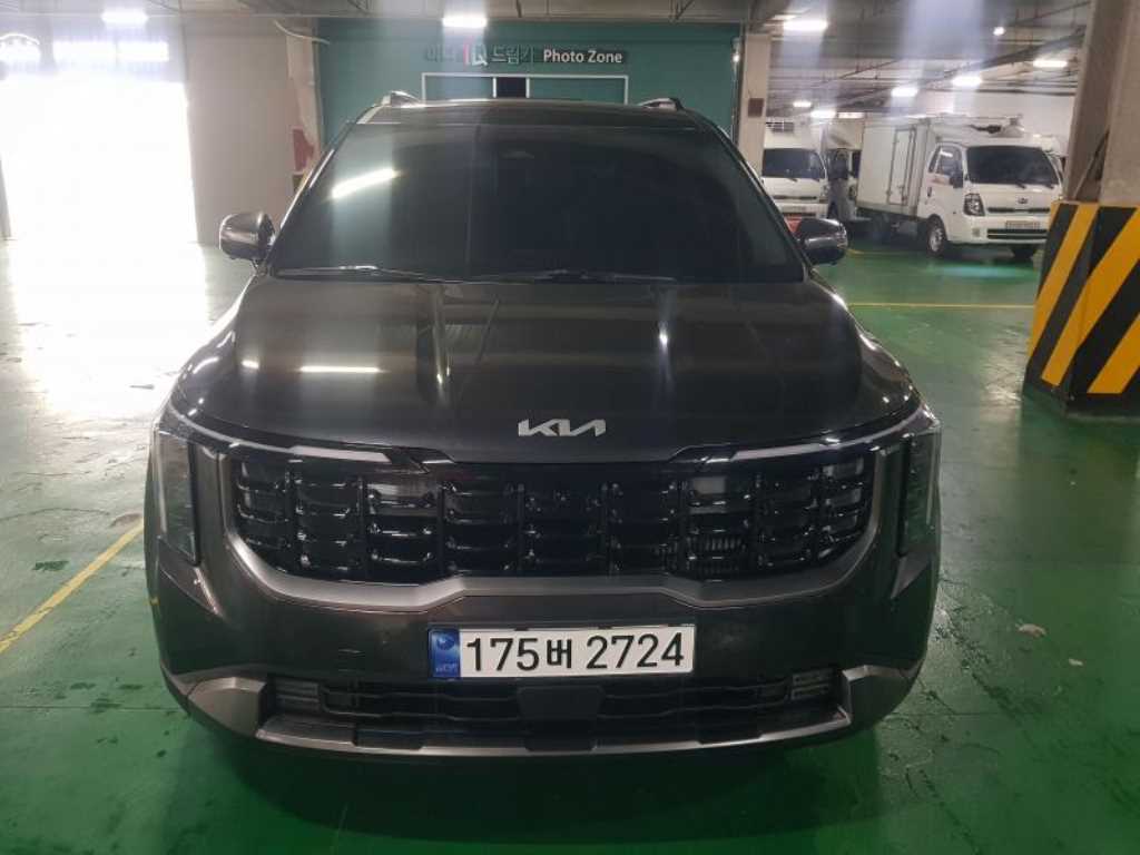 KIA Carnival 2025
