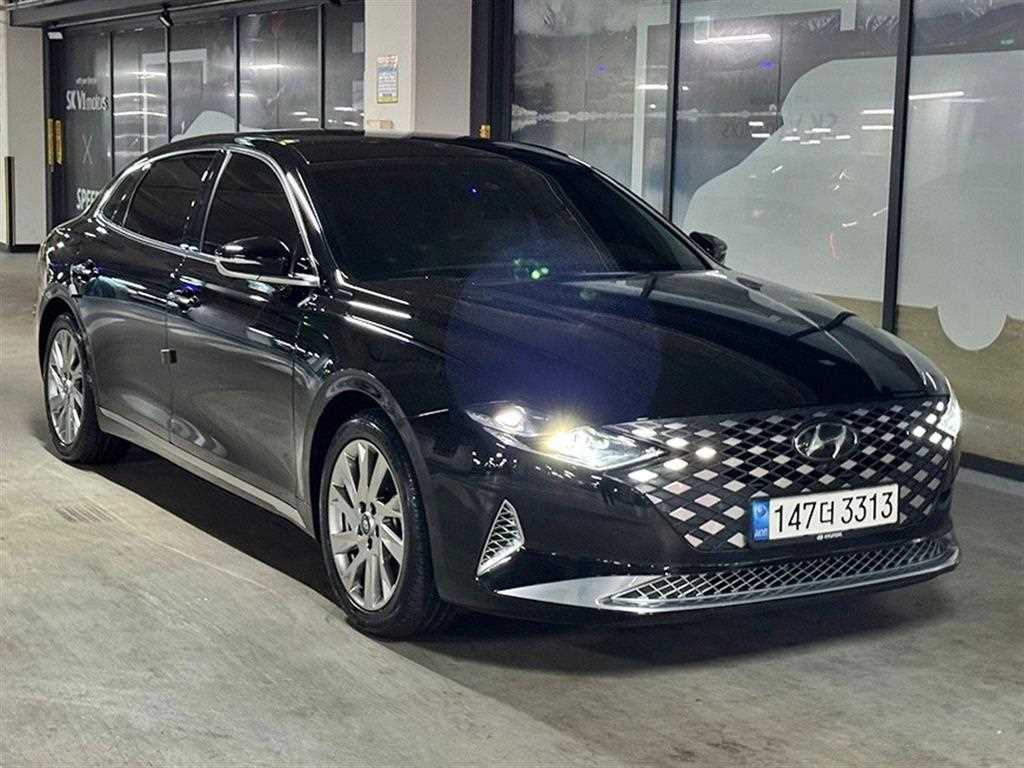 HYUNDAI Grandeur - Vista 2