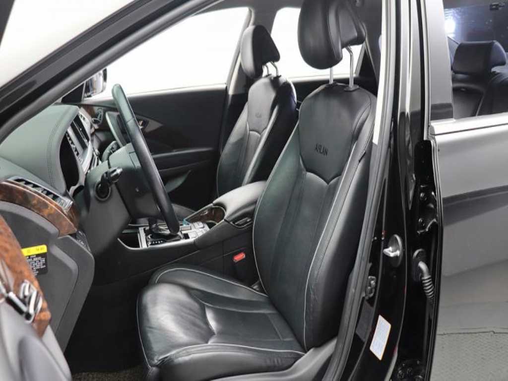 HYUNDAI Aslan - Vista 8