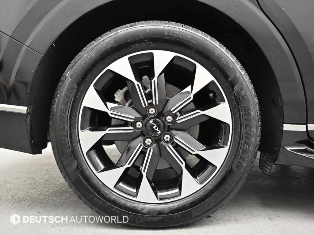 KIA Carnival - Vista 5