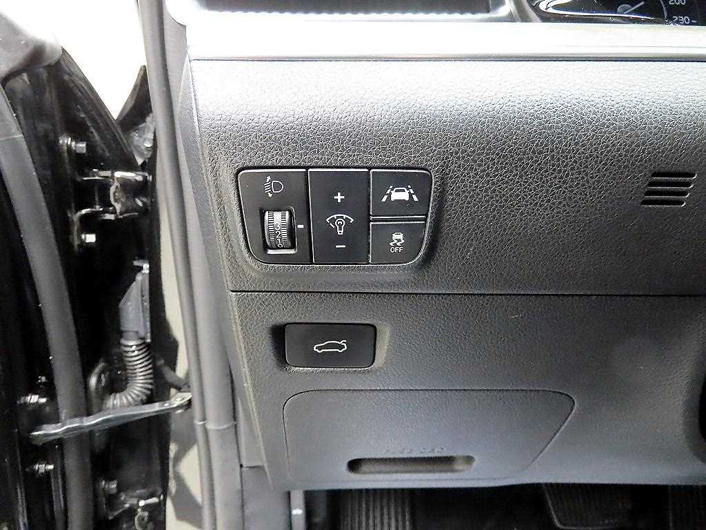 KIA K5 - Vista 12
