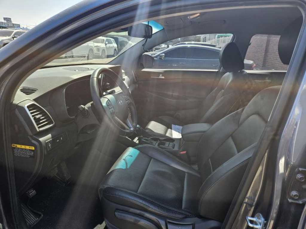 HYUNDAI Tucson - Vista 9