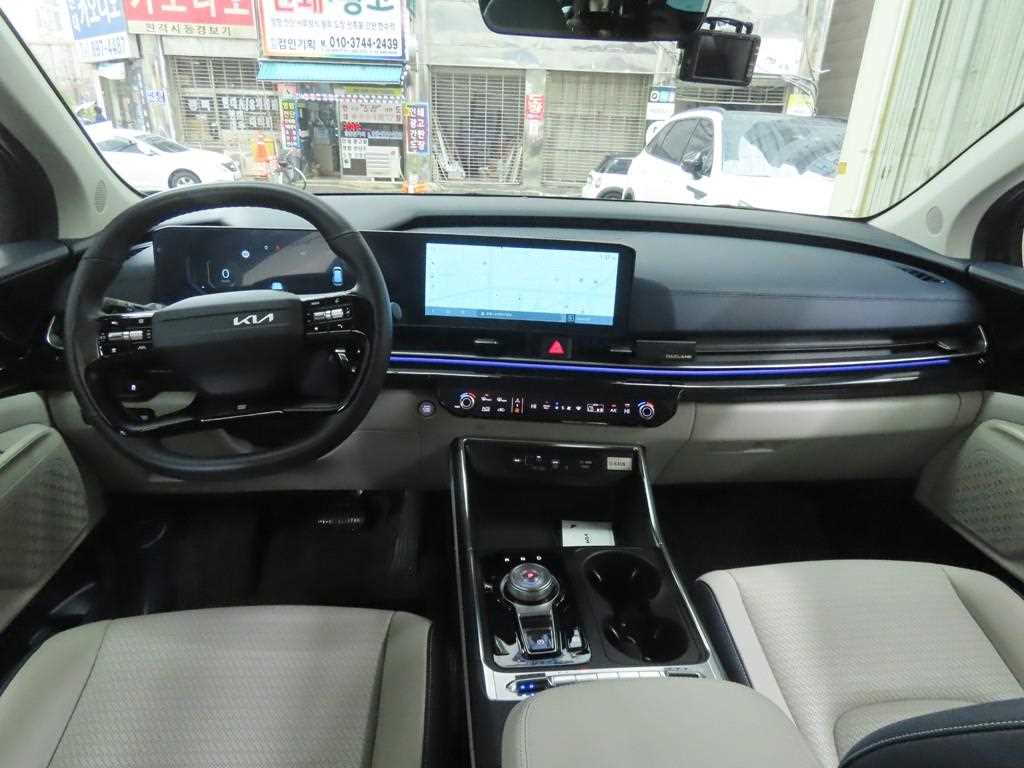 KIA Carnival - Vista 7