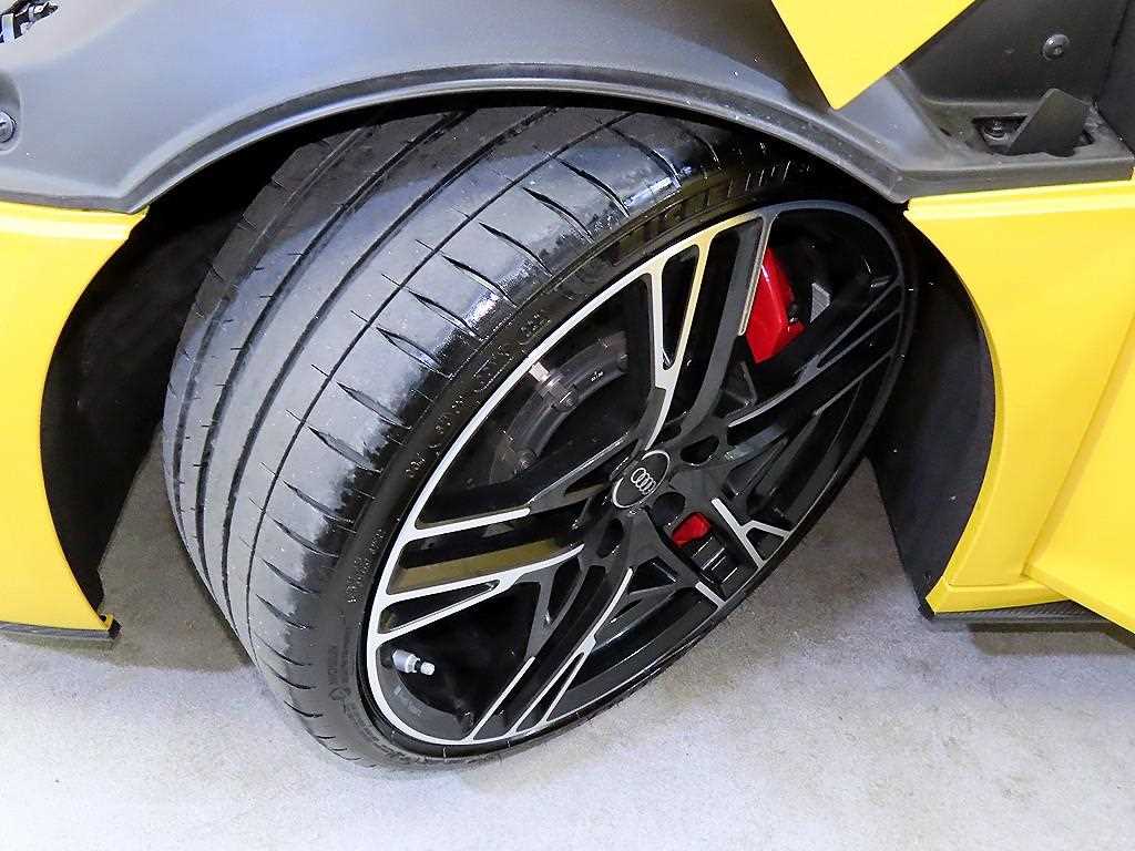 Audi R8 2022 Amarillo - Importación desde Corea - HF Imports Iquique - Foto 19