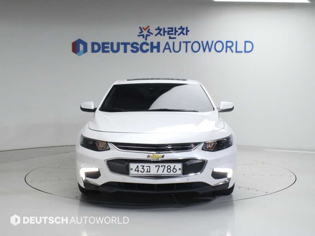 Chevrolet Malibu - Vista 3