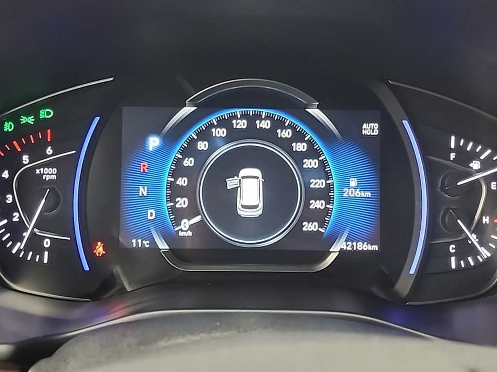 HYUNDAI Santa Fe - Vista 6