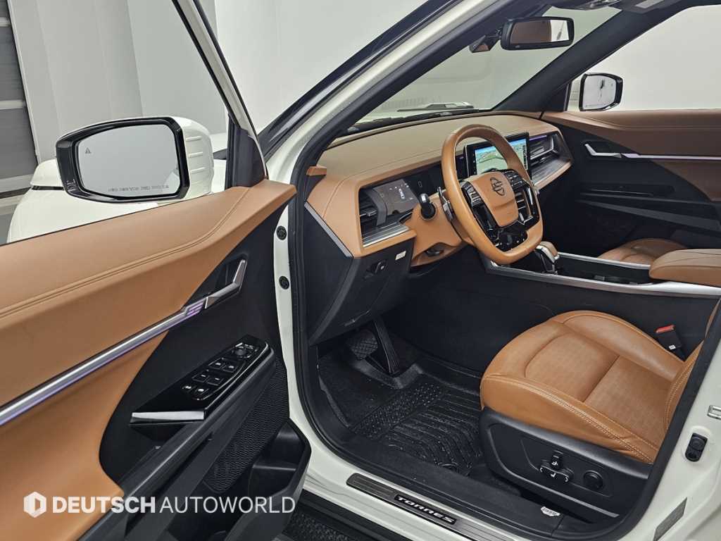 Ssangyong Torres - Vista 11