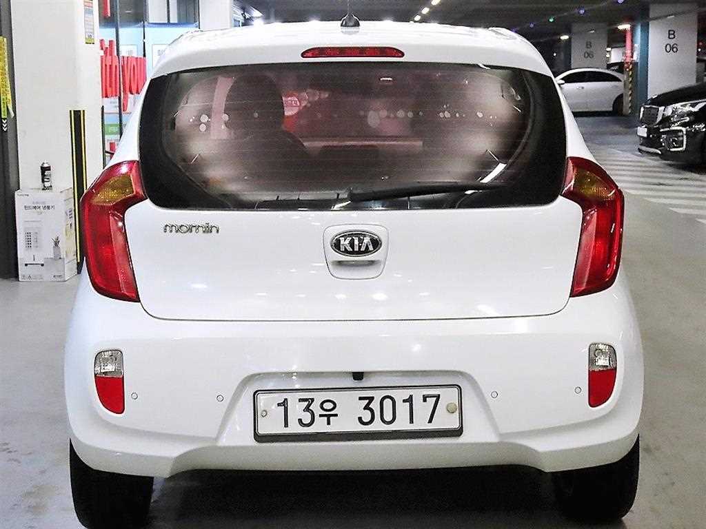 KIA Morning - Vista 5