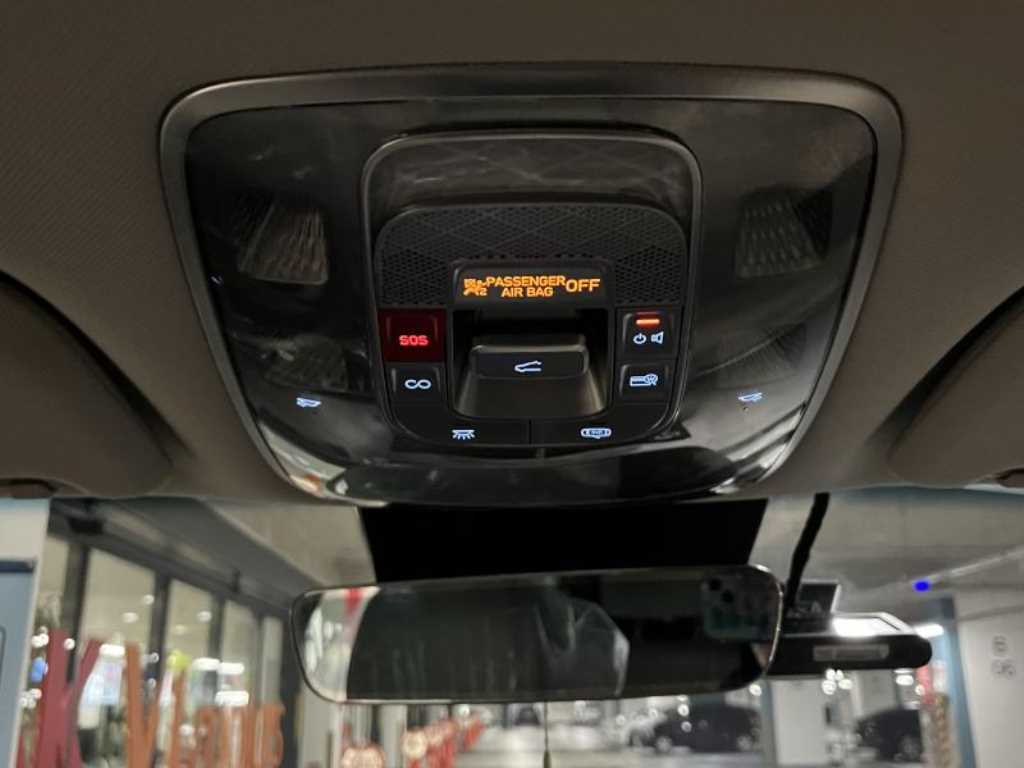 Genesis GV70 - Vista 12