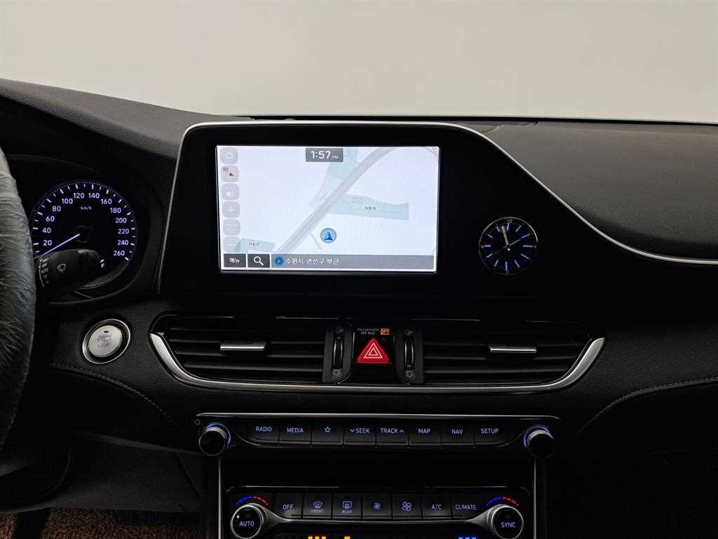 HYUNDAI Grandeur - Vista 9