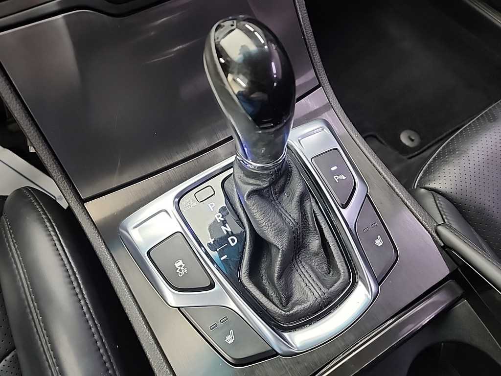 HYUNDAI Grandeur - Vista 8