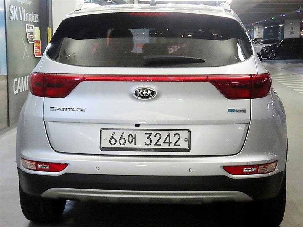 KIA Sportage - Vista 5