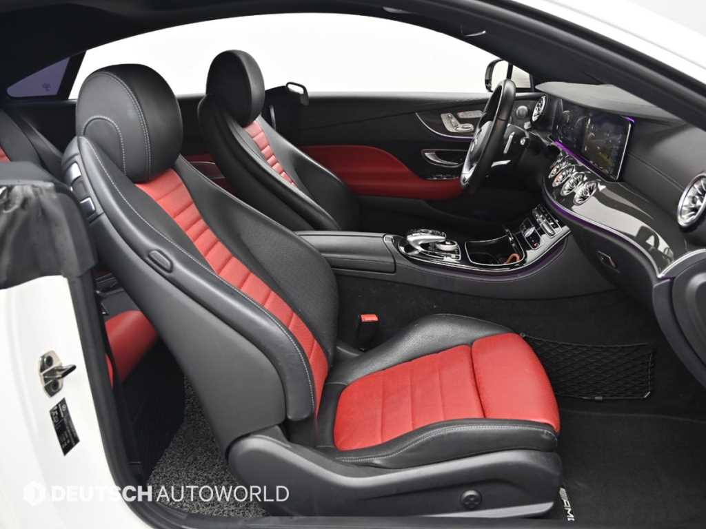 Mercedes Benz E class - Vista 10