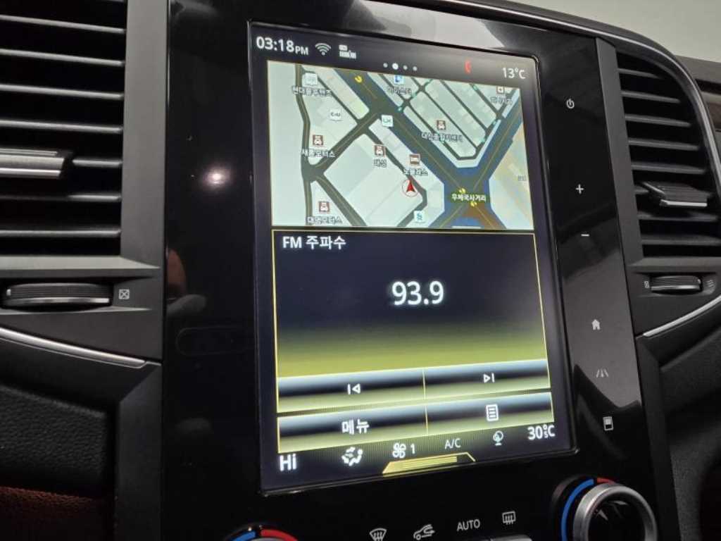 SAMSUNG SM6 - Vista 12