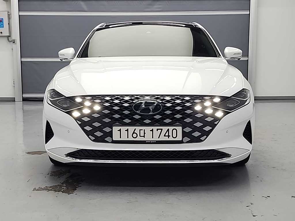 HYUNDAI Grandeur - Vista 3