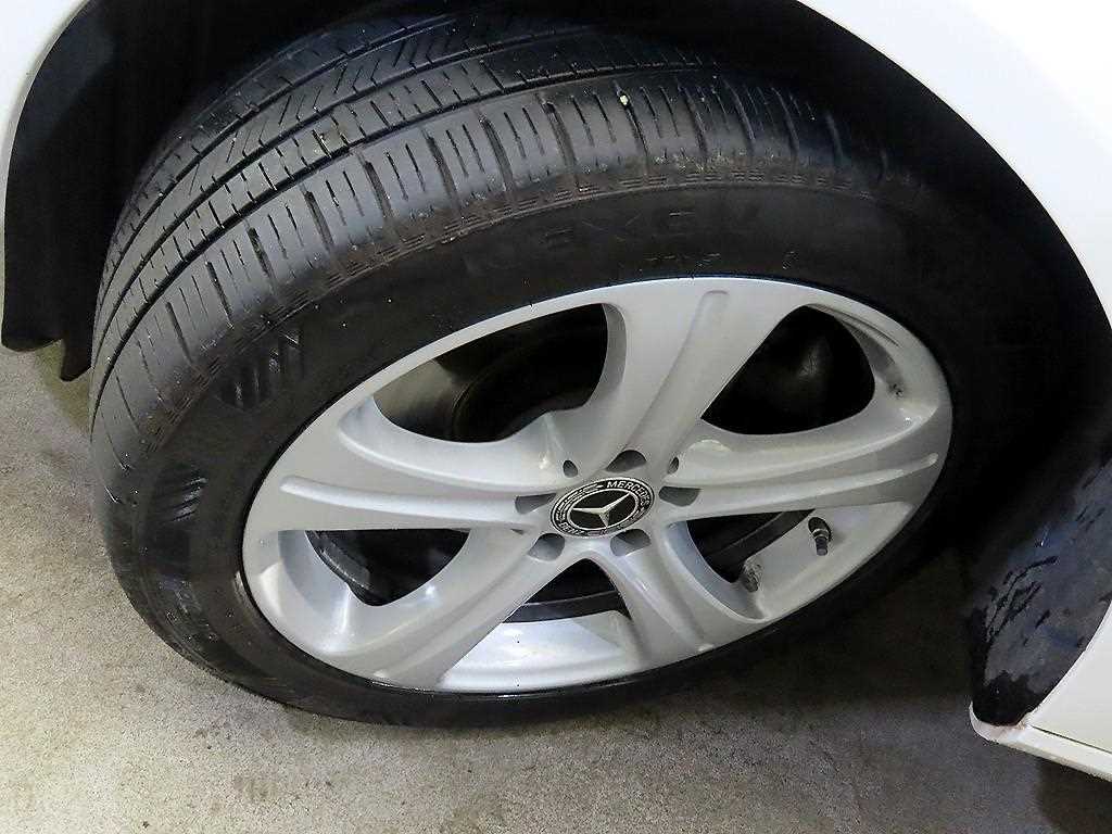 Mercedes Benz E class 2017 Blanco - Importación desde Corea - HF Imports Iquique - Foto 20