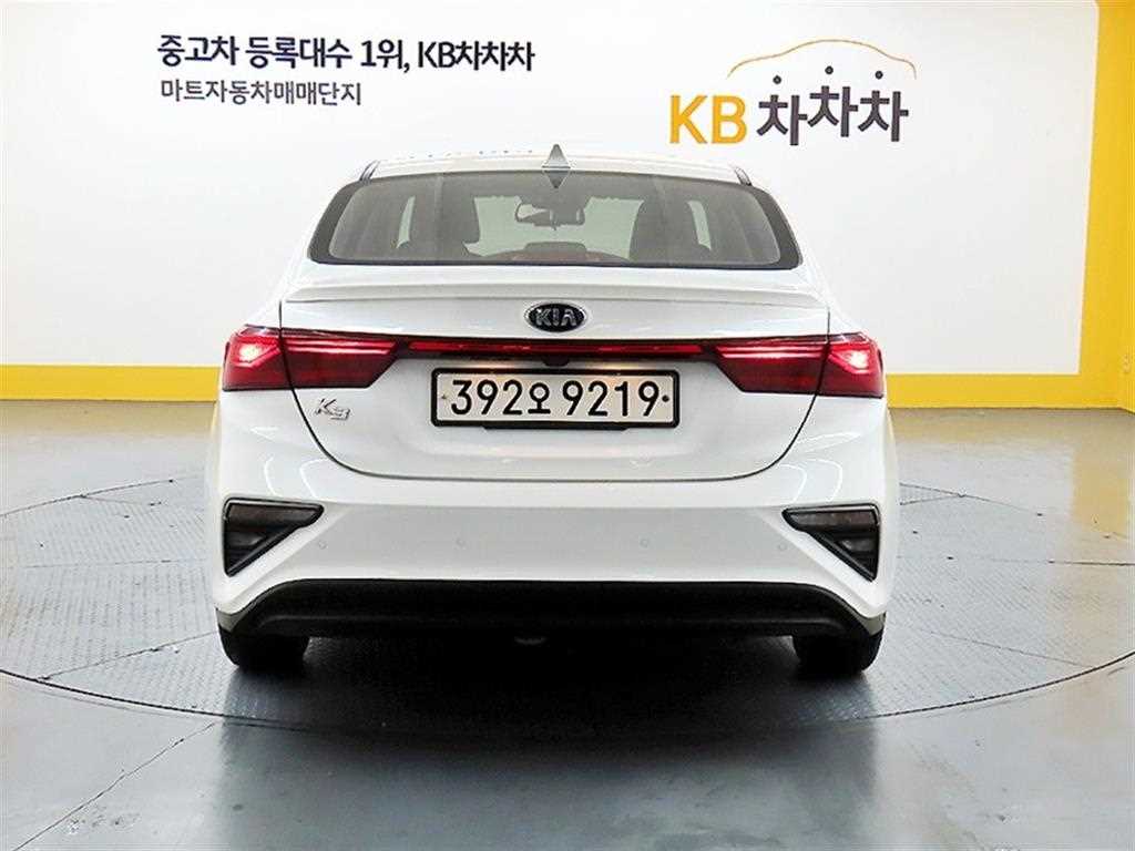 KIA K3 - Vista 3