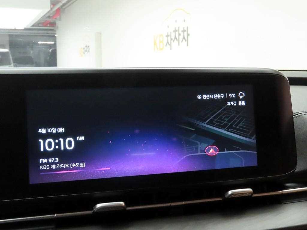 KIA Carnival - Vista 9