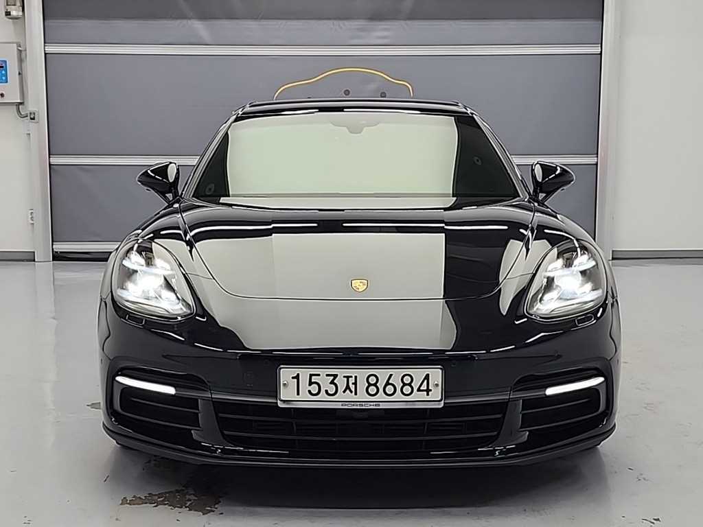 Porsche Panamera - Vista 2