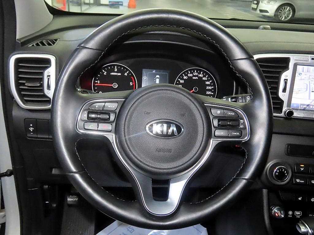 KIA Sportage - Vista 8