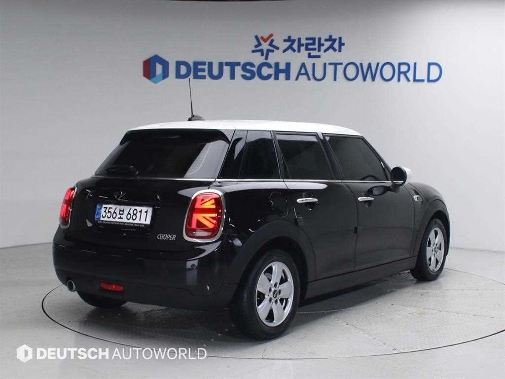 Mini Cooper - Vista 2
