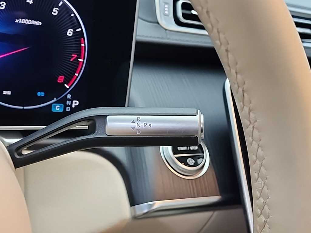 Mercedes Benz S Class - Vista 8