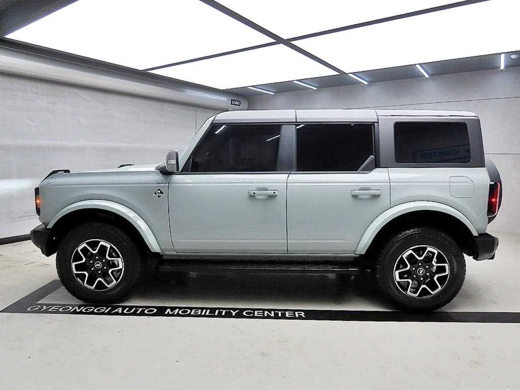 Ford Bronco - Vista 4