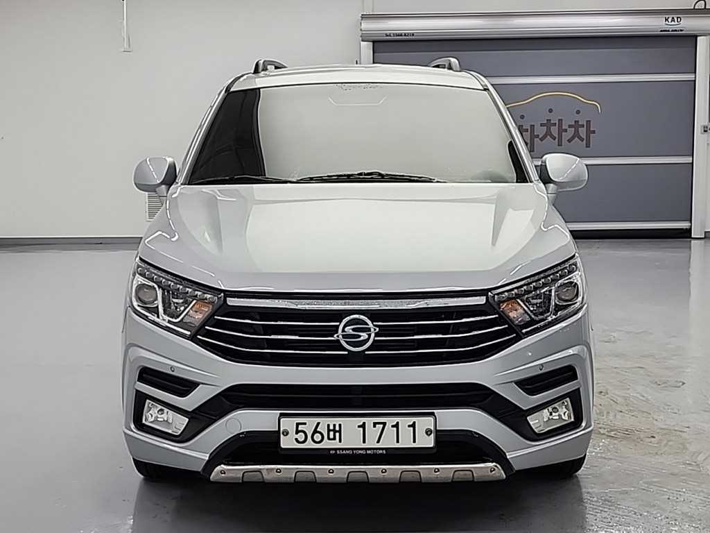 Ssangyong Korando - Vista 4