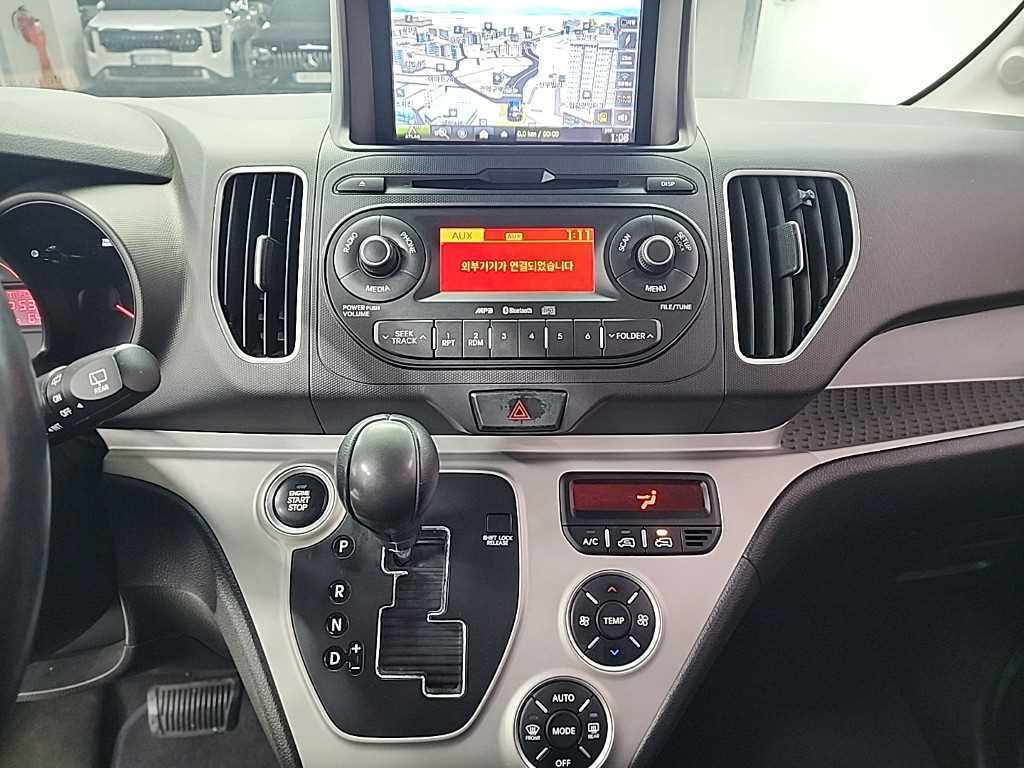 KIA Ray - Vista 10