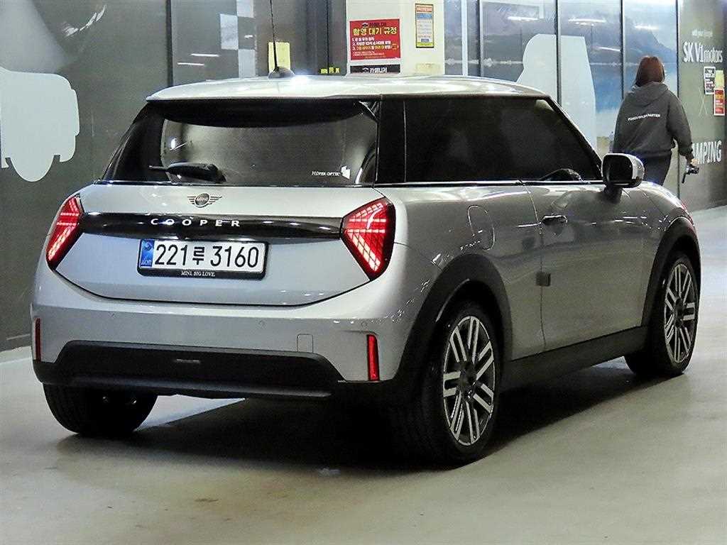 Mini Cooper - Vista 4