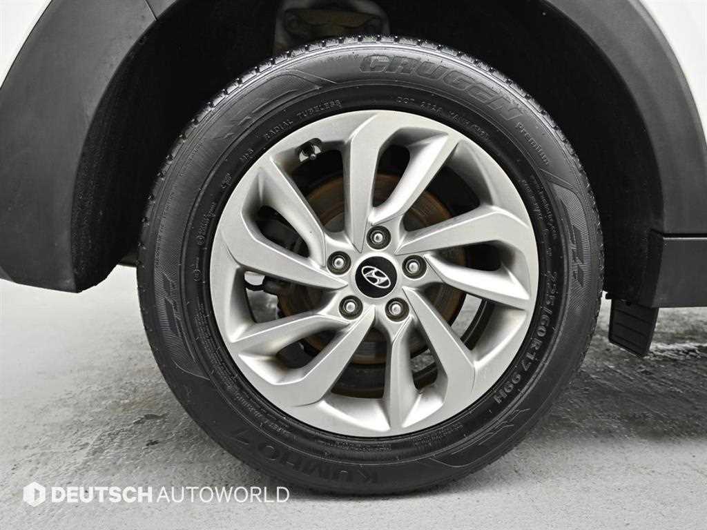 HYUNDAI Tucson - Vista 5