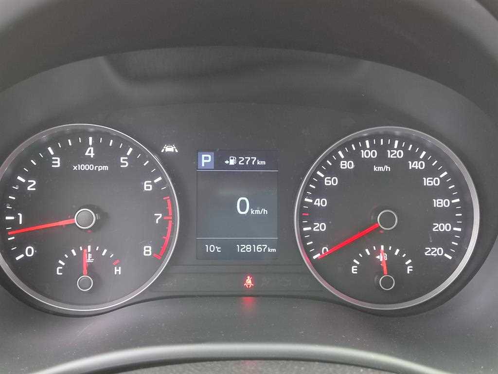 KIA Stonic 2018 Blanco - Importación desde Corea - HF Imports Iquique - Foto 15