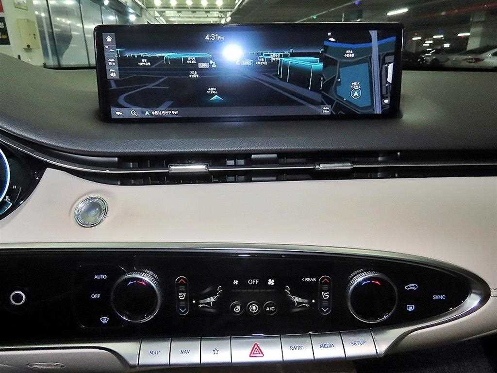 Genesis GV70 - Vista 11