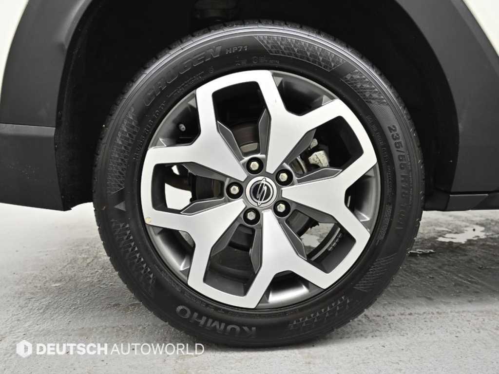 Ssangyong Torres - Vista 5