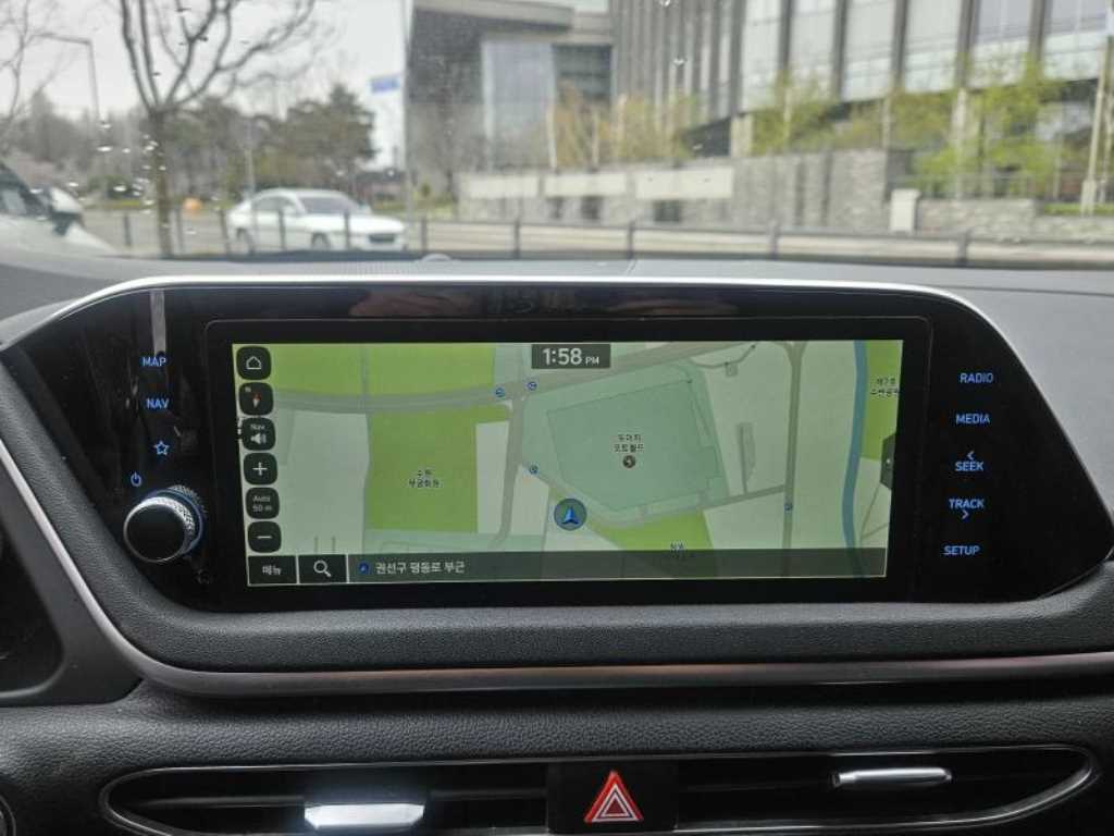 HYUNDAI Sonata - Vista 6