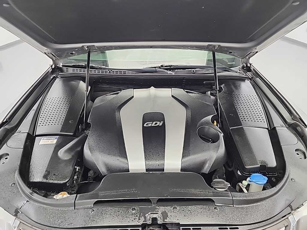 HYUNDAI Equus - Vista 5