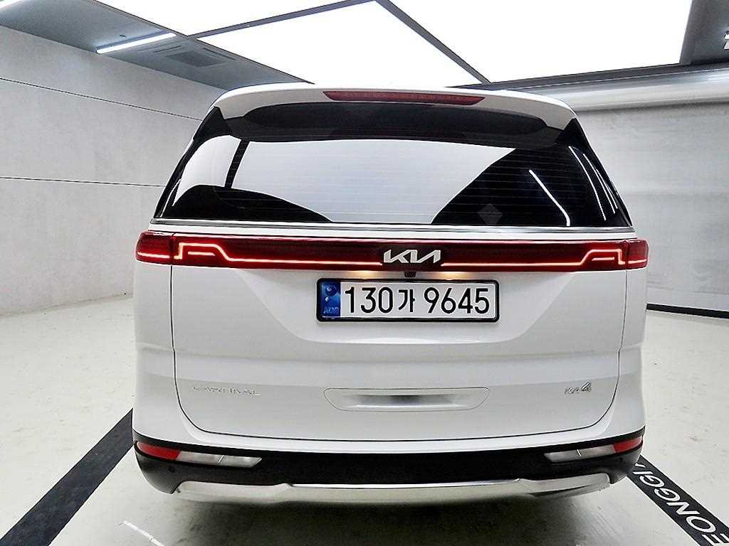 KIA Carnival - Vista 3
