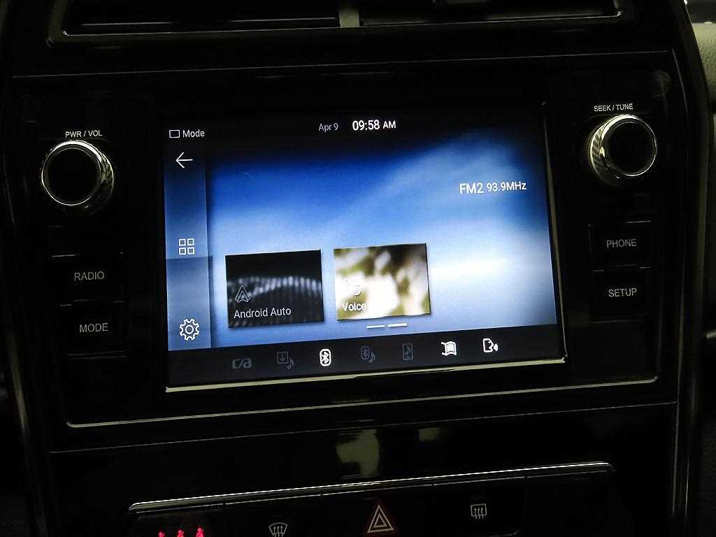 Ssangyong Tivoli - Vista 9