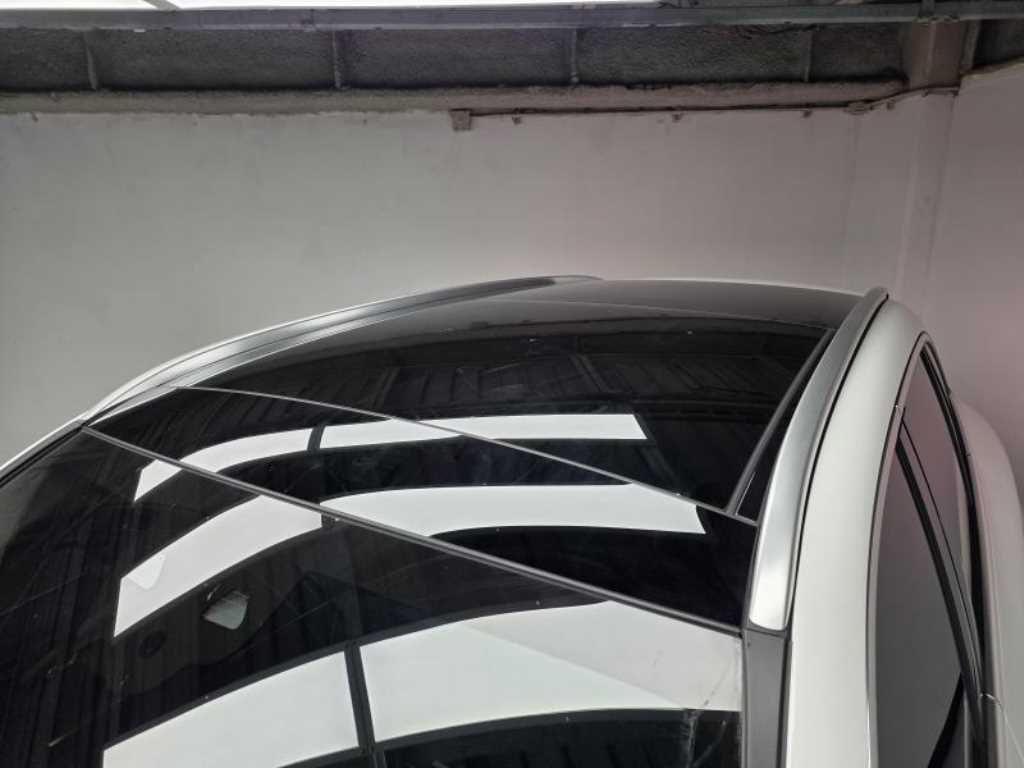 Mercedes Benz GLC Class - Vista 6