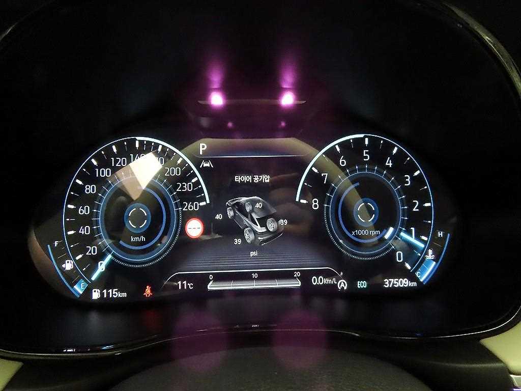 Genesis GV70 - Vista 6