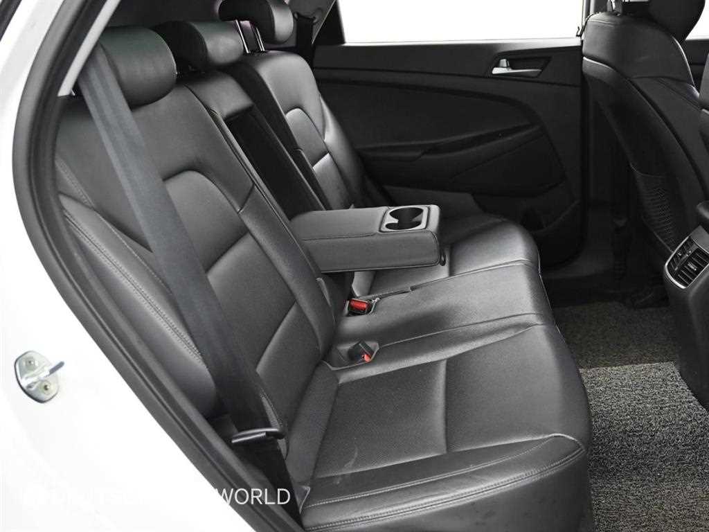 HYUNDAI Tucson - Vista 12