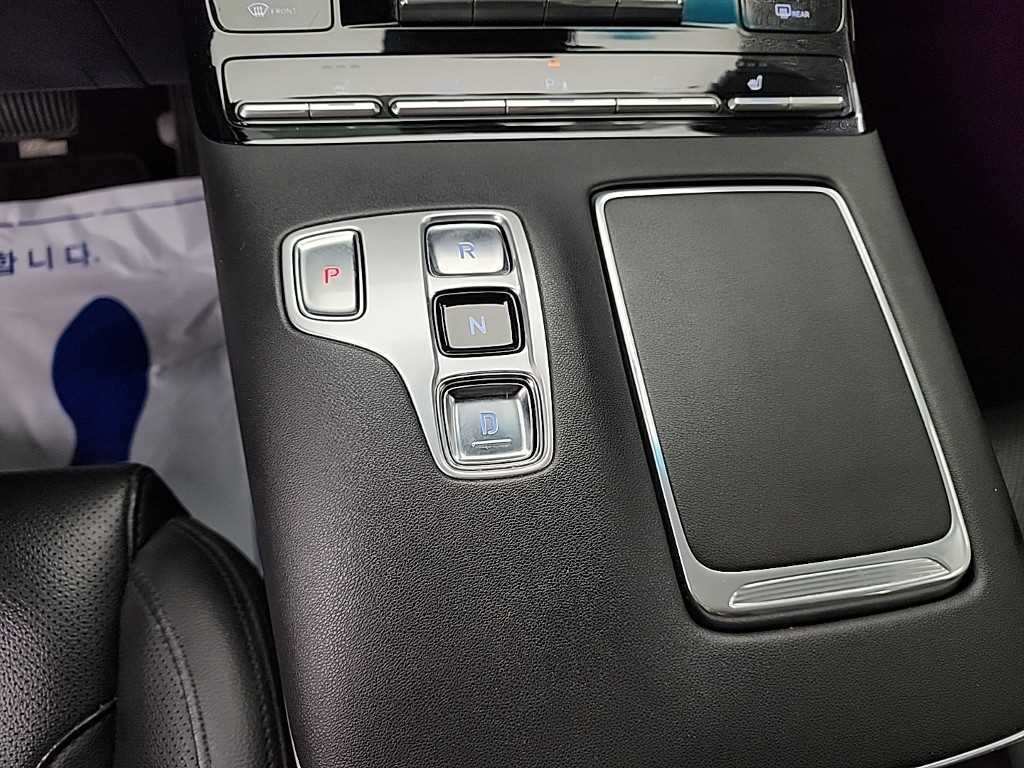 HYUNDAI Grandeur - Vista 8