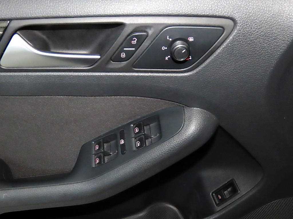 Volkswagen Jetta 2013 Café - Importación desde Corea - HF Imports Iquique - Foto 14