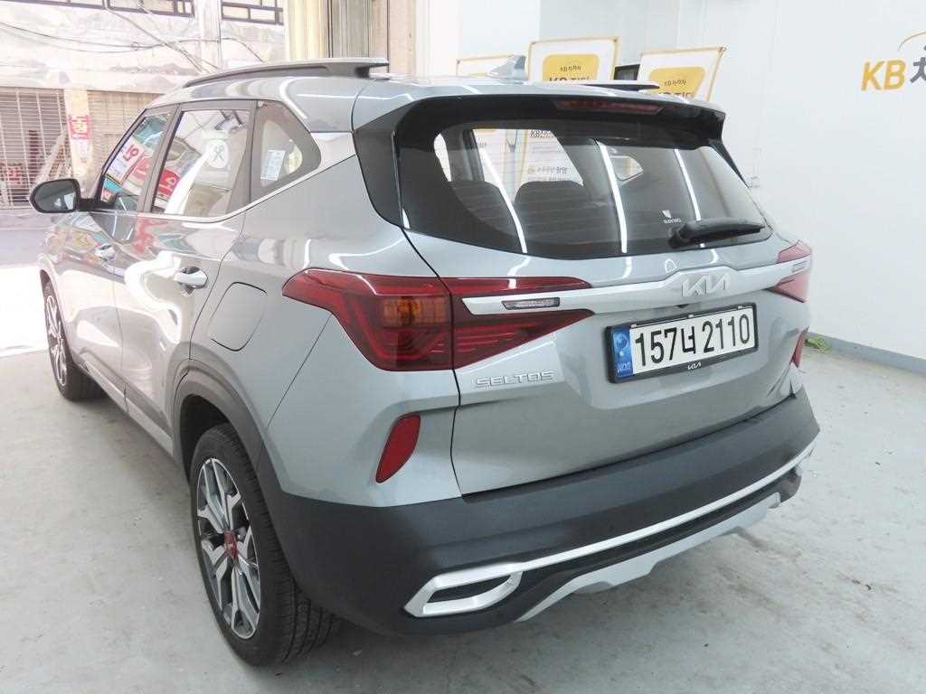 KIA Seltos - Vista 4